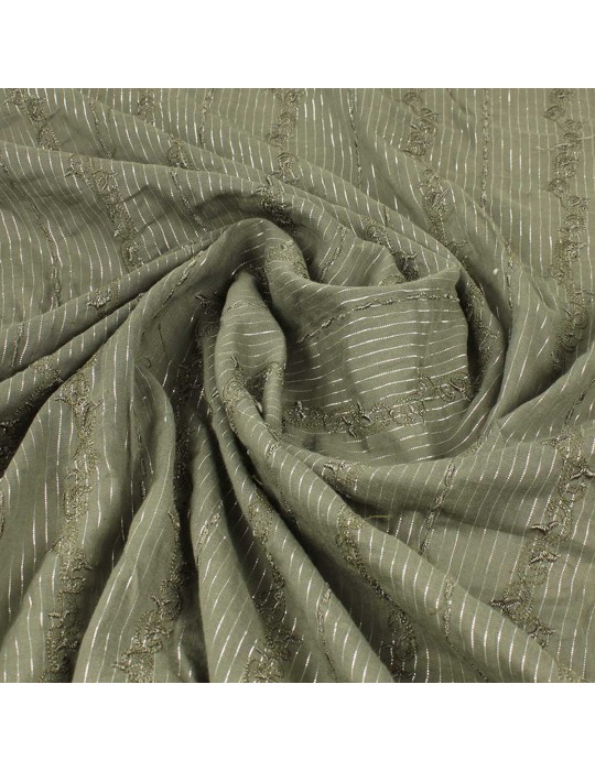 Tissu voile brodé argenté