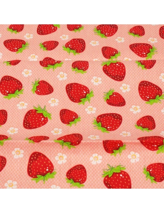 Coupon patchwork fraises rose 45 x 50 cm