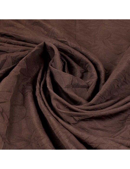 Tissu polyester froissé marron