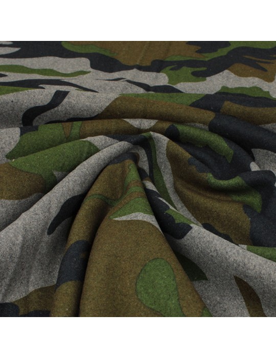 Coupon lainage camouflage gris/vert 150 x 145 cm