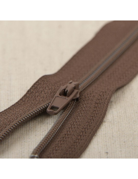 Fermeture fine polyester 20 cm marron